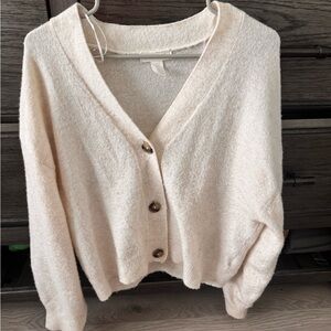 Women's Cream/White Button-Up Cardigan
